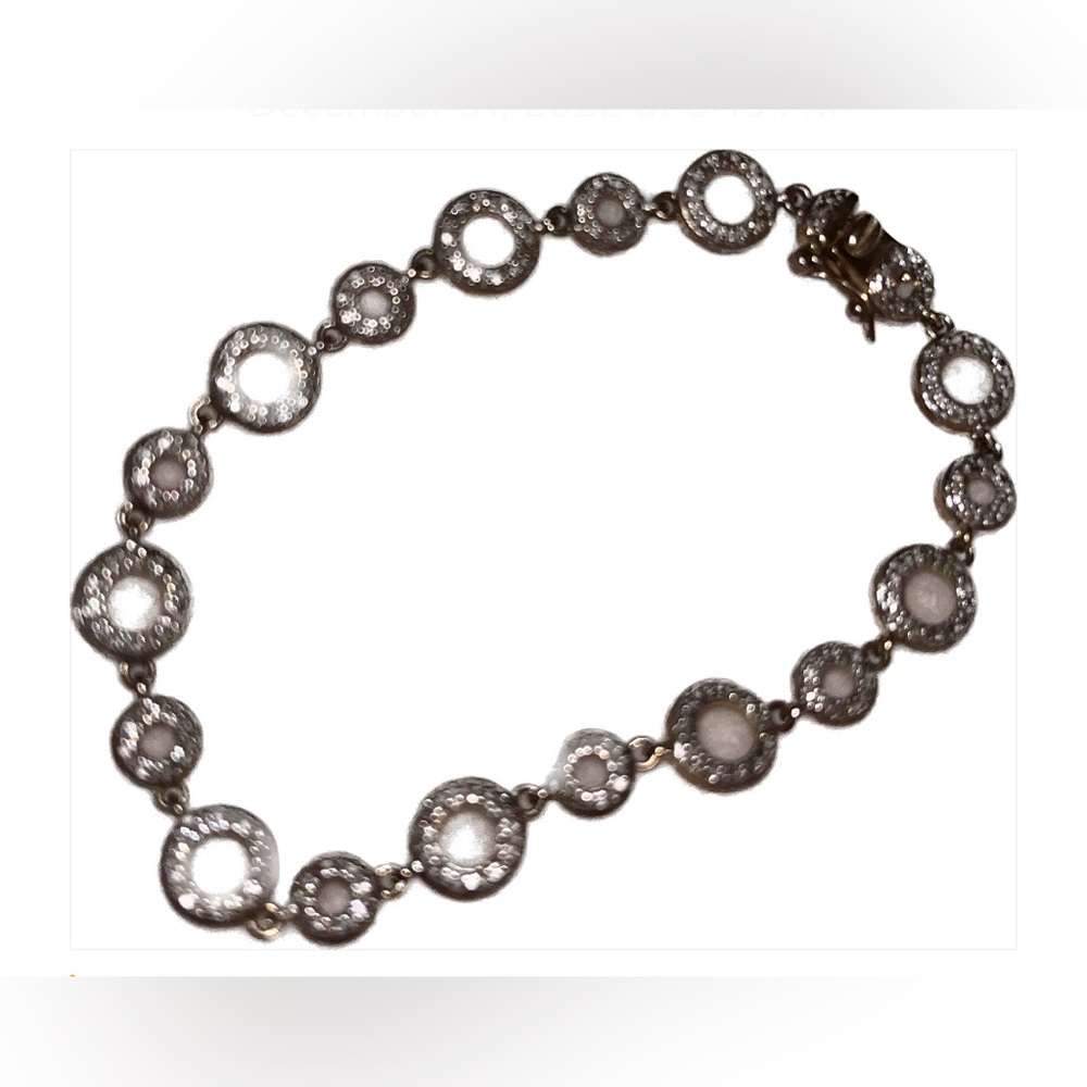 Beautiful diamonds chips bracelet sliver 925